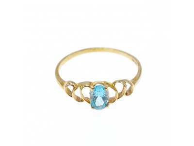 10K Yellow Gold Blue Spinel Ring Size 8