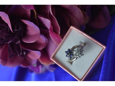 925 Sterling Silver Blue Spinel "Flowers" Ring Size 8