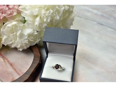 925 Sterling Silver Garnet & CZ Ring Size 6