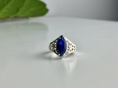 925 Sterling Silver Blue Tourmaline Ring Size 6.5