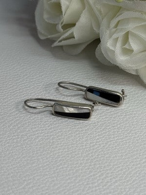 925 Sterling Silver Black Onyx & Mother OF Pearl Earrings Length 1 Inch