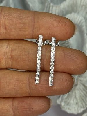 14K WHITE GOLD DIAMONDS EARRINGS LENGTH 1.13 INCH