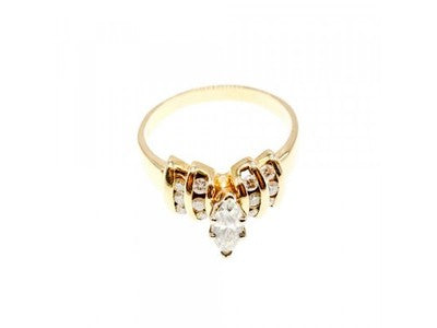 14K Yellow Gold Diamonds Ring Size 10.5