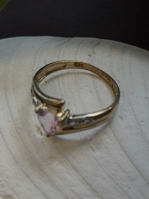 Romantic 10K Yellow Gold Pink Sapphire & Diamond Ring Size 7