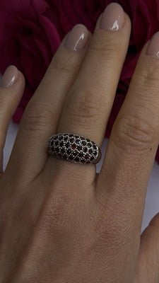 Beautiful 925 Sterling Silver Red Garnet Ring Size 7.5