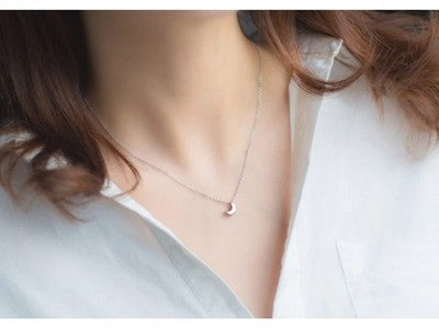 925 Sterling Silver "Moon" Chain With Pendant