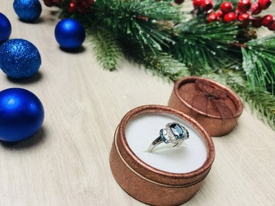 925 Sterling Silver Aquamarines Ring Size 7