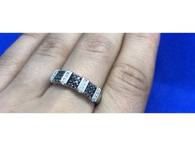 925 Sterling Silver Black Spinel Ring Size 8