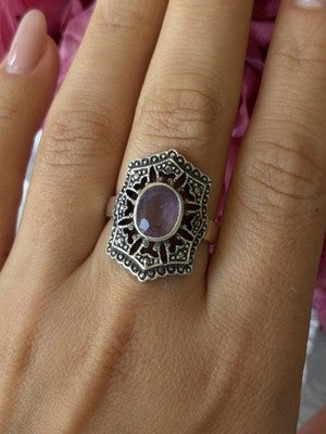 Vintage 925 Sterling Silver Amethyst & Marcasite Ring Size 8