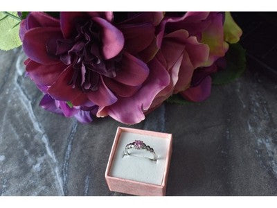 925 Sterling Silver Pink CZ Ring Size 6.5