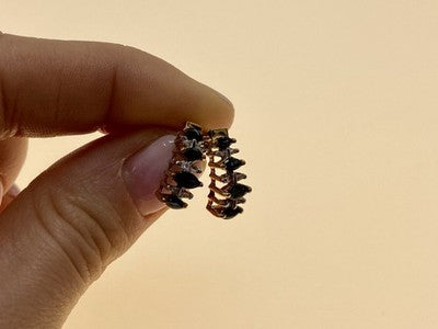 10K Yellow Gold Sapphires Earrings
