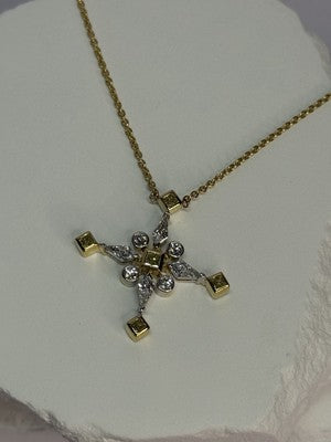 18K 750 YELLOW GOLD YELLOW & WHITE DIAMONDS 6.26 CT CROSSNECKLACE LENGTH 18 INCH