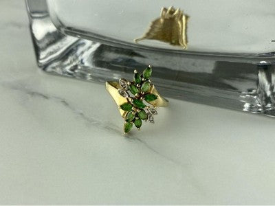 10K Yellow Gold Peridot & Diamonds Ring Size 8