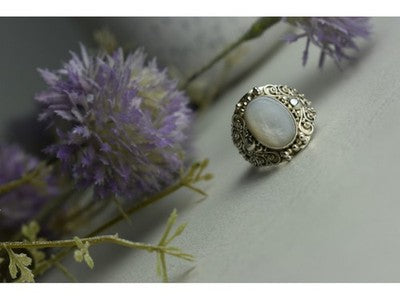 925 Sterling Silver Mother Of Pearl Openwork Ring Size 6.5