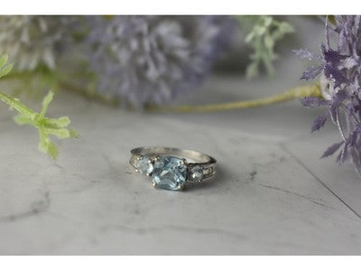 925 Sterling Silver Blue and Colorless Spinel Ring Size 6.5
