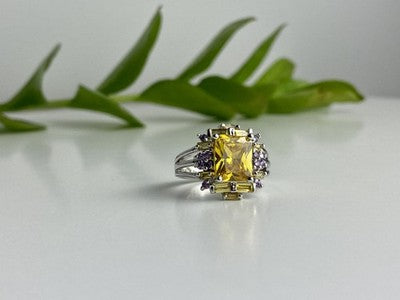 925 Sterling Silver Yellow & Purple CZ Ring Size 7
