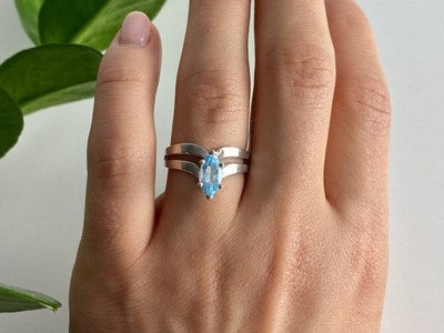 925 Sterling Silver Paraiba Tourmaline Ring Size 8