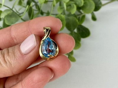 925 Sterling Silver Gold Plated Blue Spinel Pendant