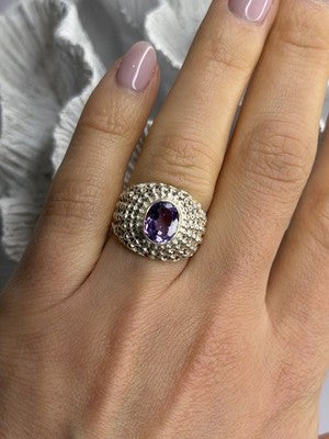 Elegant Design 925 Sterling Silver Amethyst Ring Size 6