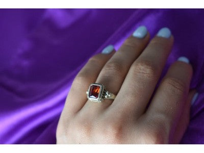 925 Sterling Silver Orange CZ Ring Size 6.5