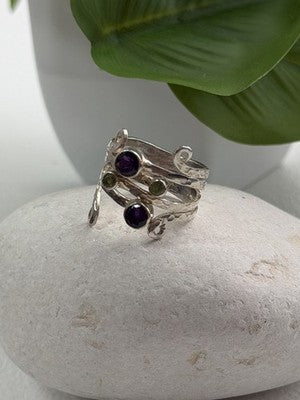 925 Sterling Silver Amethyst & Peridot Ring Size 9.5