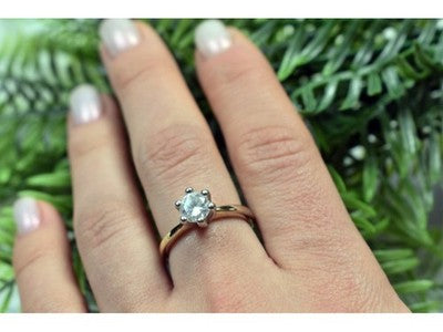 Gold Plated (18K) Ring With CZ Size 8