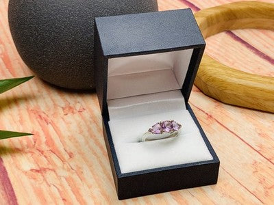 925 Sterling Silver Amethyst Ring Size 7