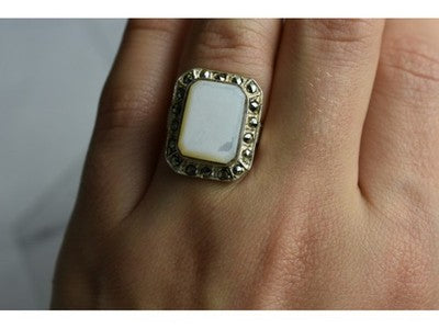 925 Sterling Silver Mother Of Pearl & Marcasites Ring Size 6.5