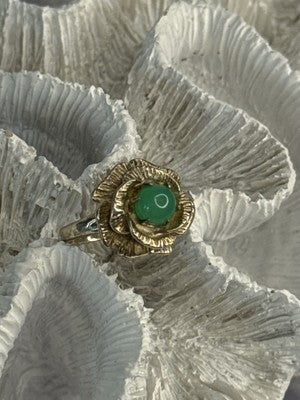 925 Sterling Silver Nephrite Flower Ring Size 6.5
