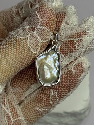 925 Sterling Silver Pearl Pendant Length 1.3 Inch