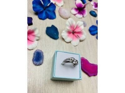 925 Sterling Silver White Topaz Ring Size 6.5