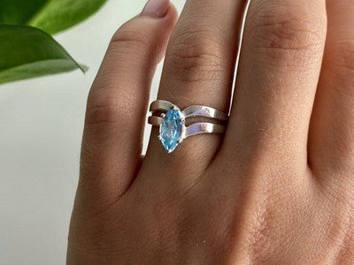 925 Sterling Silver Paraiba Tourmaline Ring Size 8
