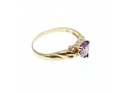 10K Yellow Gold Amethyst & Diamonds Heart Ring Size 6.75