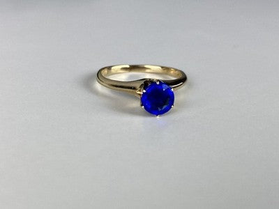 10K Yellow Gold Tanzanite Ring Size 5.5