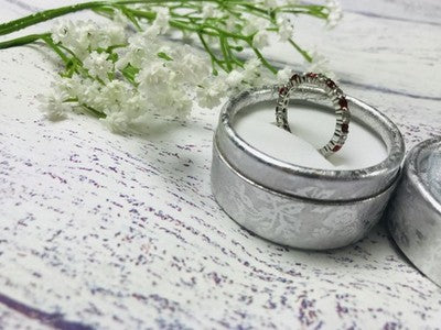 925 Sterling Silver Red & White CZ Band Ring Size 8.5