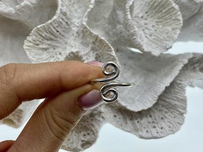 925 Sterling Silver Ring Size 6.5 (Adjustable)