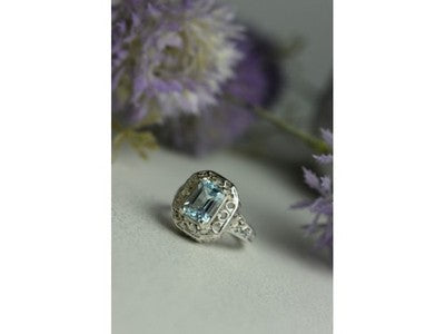 925 Sterling Silver Blue Spinel Openwork Ring Size 6
