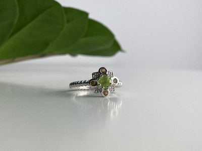 925 Sterling Silver Peridot, Citrine & White Sapphire Ring Size 7