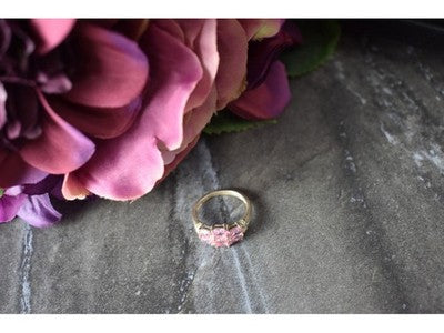 925 Sterling Silver Pink CZ Ring Size 6.5