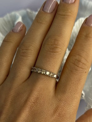 925 Sterling Silver Shiny CZ Ring Size 10