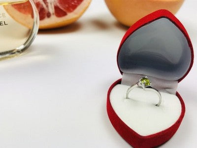 925 Sterling Silver Peridot Ring Size 6