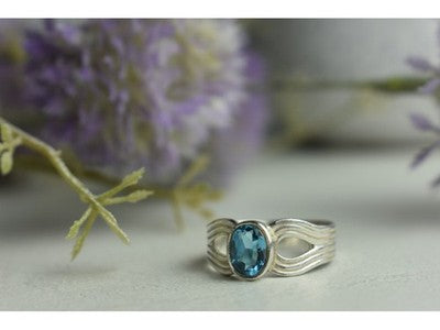 925 Sterling Silver Blue Spinel Ring Size 7