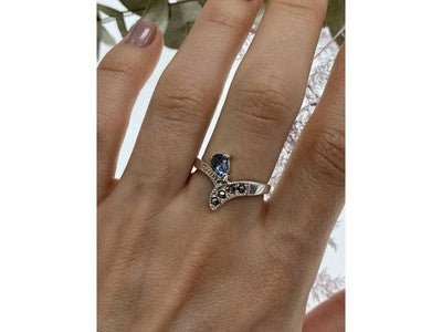 925 Sterling Silver Topaz & Marcasites Ring Size 10