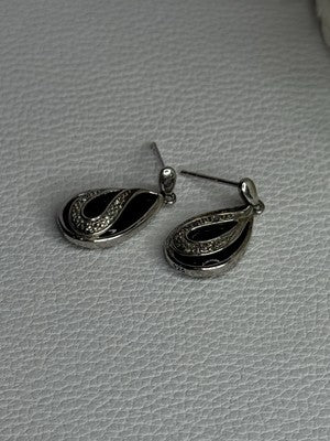Elegant 925 Sterling Silver Black Onyx & Diamonds Earrings Length 0.80 Inch