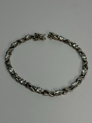 Beautiful 925 Sterling Silver CZ Bracelet Length 7 Inch
