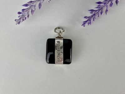 925 Sterling Silver Onyx Friends Pendant
