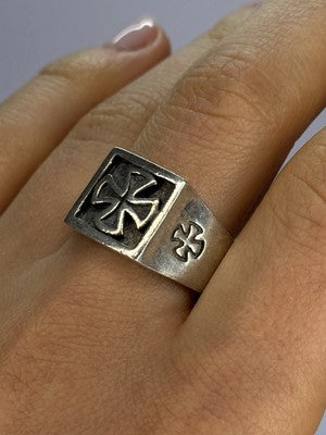 Vintage 925 Sterling Silver "Cross" Ring Size  10.5