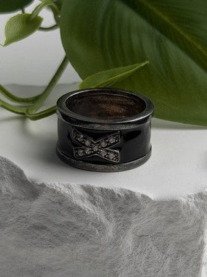 Vintage 925 Sterling Silver Black Enamel & Cz Ring Size 9