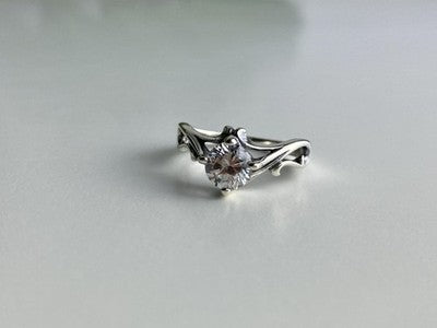 925 Sterling Silver CZ Ring Size 5.5