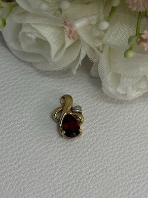 10K Yellow Gold Garnet & Diamond Pendant Length 0.65 Inch